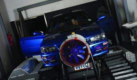 Subaru Impreza WRX STi Type RA en el banco de potencia